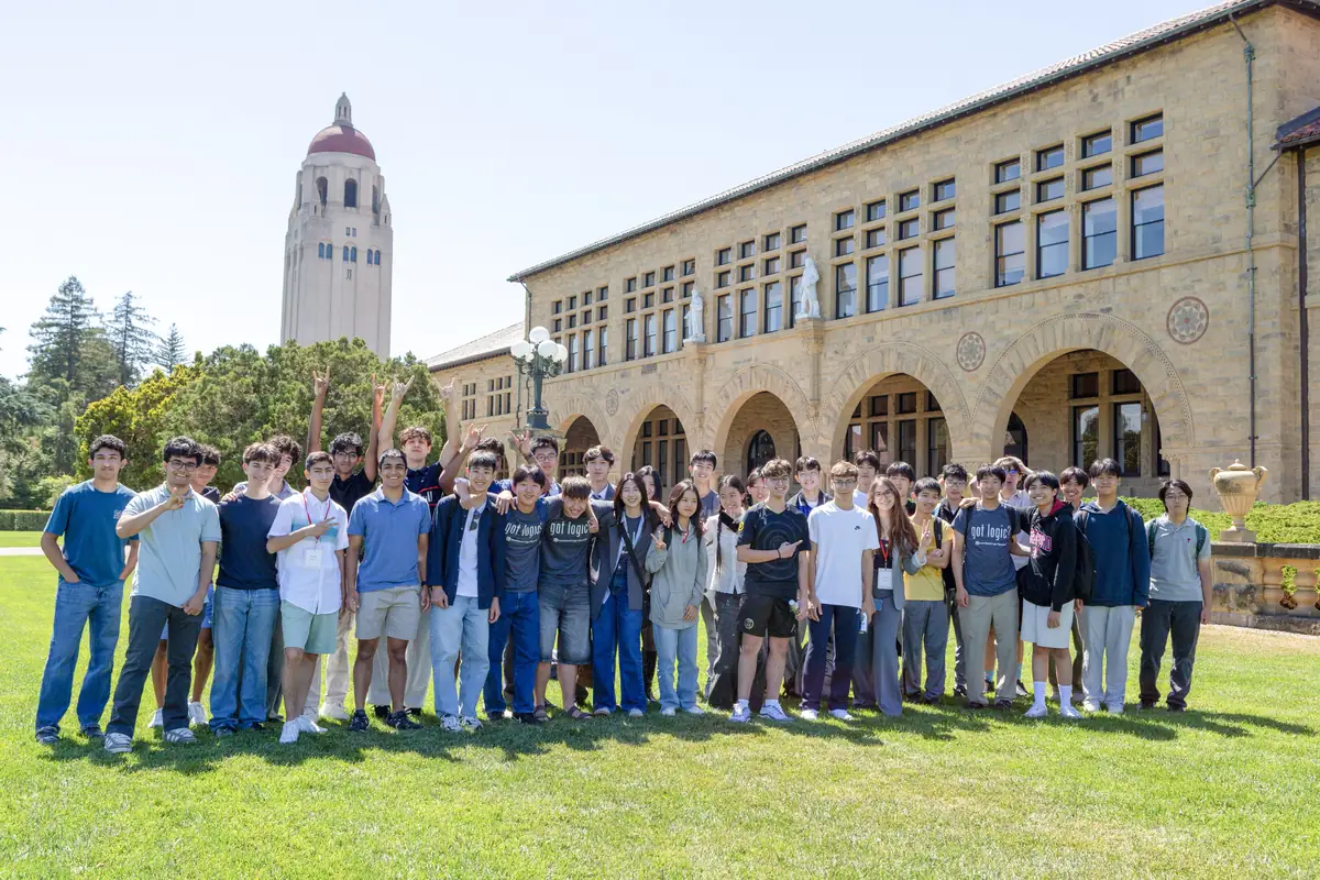 The ILO 2026 cohort in front of Hoover Tower